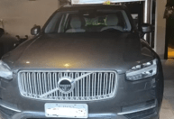 PF apreende carro de luxo em casa do senador Weverton Rocha