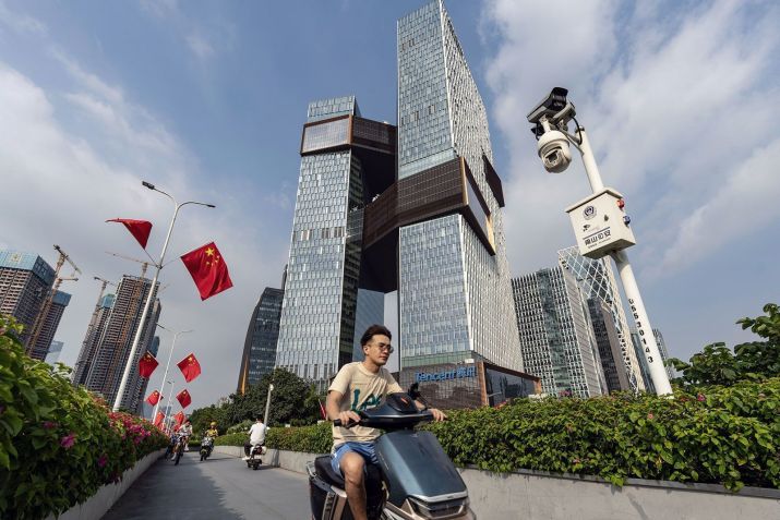 O edifício da sede da Tencent Holdings Ltd. em Shenzhen, em 8 de outubro de 2025 • Qilai Shen/Bloomberg/Getty Images via CNN Newsource