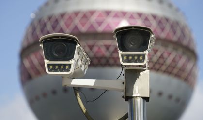 China usa IA para ampliar vigilância e controle da população, diz relatório