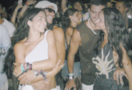 Jade Picon e André Lamoglia aparecem agarradinhos em nova foto