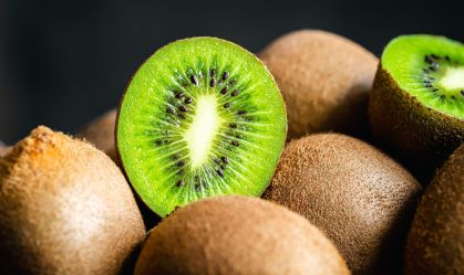 Kiwi e psyllium são recomendados contra constipação crônica