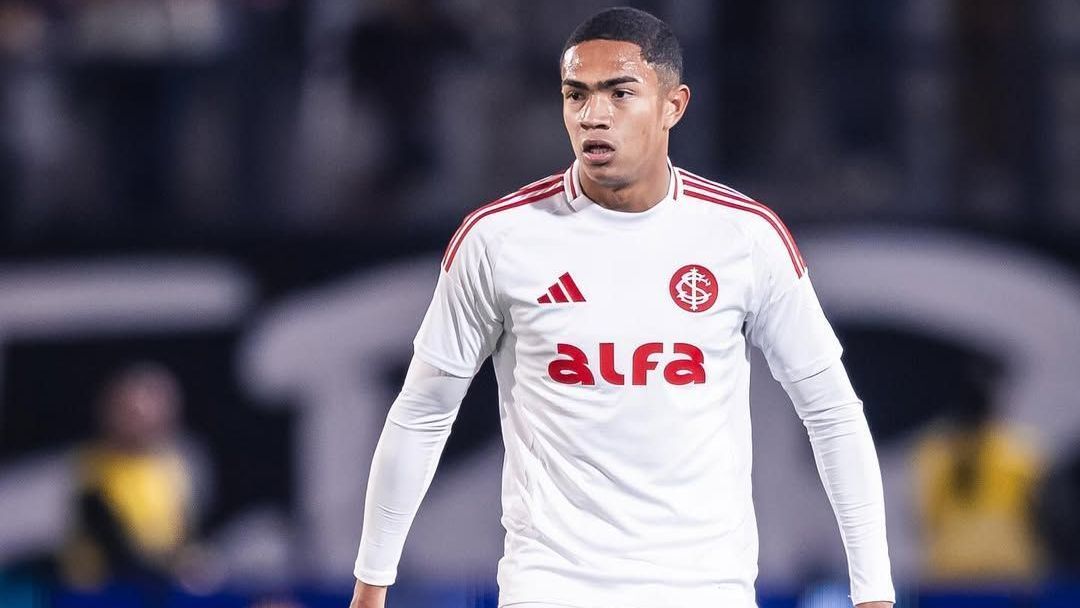 Luiz Otávio, agora ex-jogador do Internacional