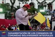 Maduro dança ao som de remix "Paz, sim, não à guerra" na Venezuela