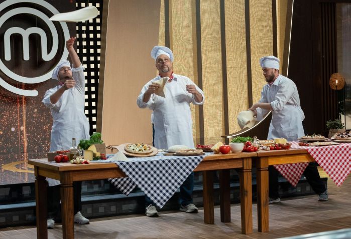 Famosos têm aula com pizzaiolos antes de preparar rodízio de pizza no "MasterChef Celebridades" • Melissa Haidar/Band