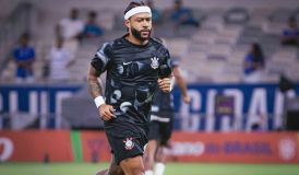 Golaço? Sorte? Veja gol de Memphis em Cruzeiro x Corinthians