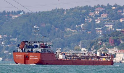 União Europeia concorda em eliminar importações de gás da Rússia até 2027