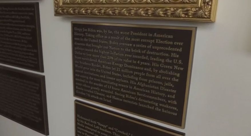 Placa de Joe Biden na "Calçada da Fama Presidencial" na Casa Branca • CNN