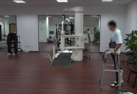 Tecnologia ajuda paraplégicos a recuperar movimentos e andar