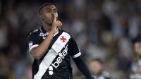 Clube da Premier League avança para contratar Rayan e aguarda "ok" do Vasco