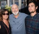 Filho de Michele e Rob Reiner se declara inocente do assassinato dos pais