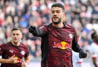 Atacante do RB Leipzig recorda conselhos de técnico do Mirassol: "Paizão"