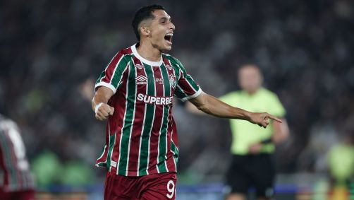 Kevin Serna, do Fluminense, comemorando seu gol diante do Vasco, em jogo válido pela partida de ida da semifinal da Copa do Brasil