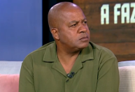 Fora de "A Fazenda", Toninho detona Dudu Camargo: "Personagem 24 horas"