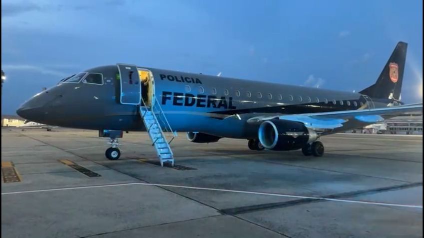 Ex-deputado foi transferido em avião da Polícia Federal • Divulgação PF