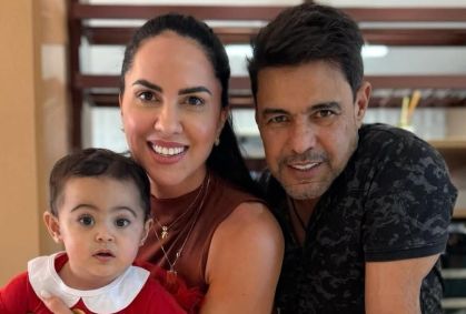 Zezé Di Camargo e Graciele comemoram 1 ano da filha no Natal em família