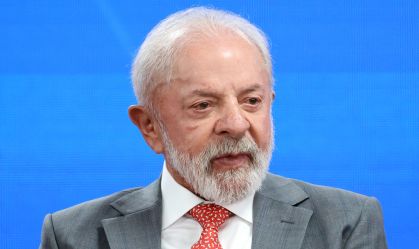 TCU nega cautelar para suspender repasse a escola com enredo sobre Lula
