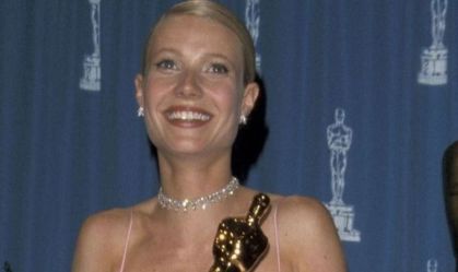 Gwyneth Paltrow revê polêmicas do Oscar em que venceu Fernanda Montenegro