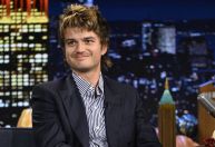 Ator de "Stranger Things" ultrapassa Taylor Swift e vira o nº 1 do Spotify