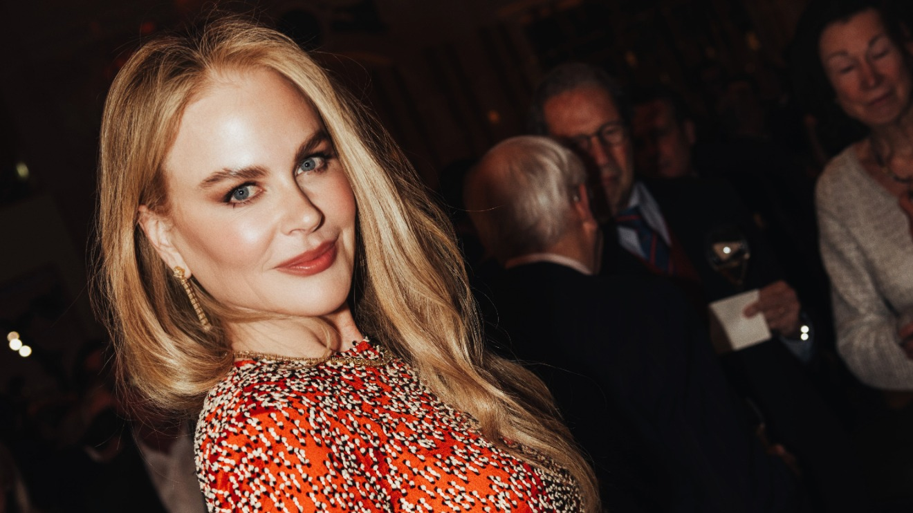 1-Nicole-Kidman-celebrates-The-Peninsula-Classics-Best-of-the-Best-Award