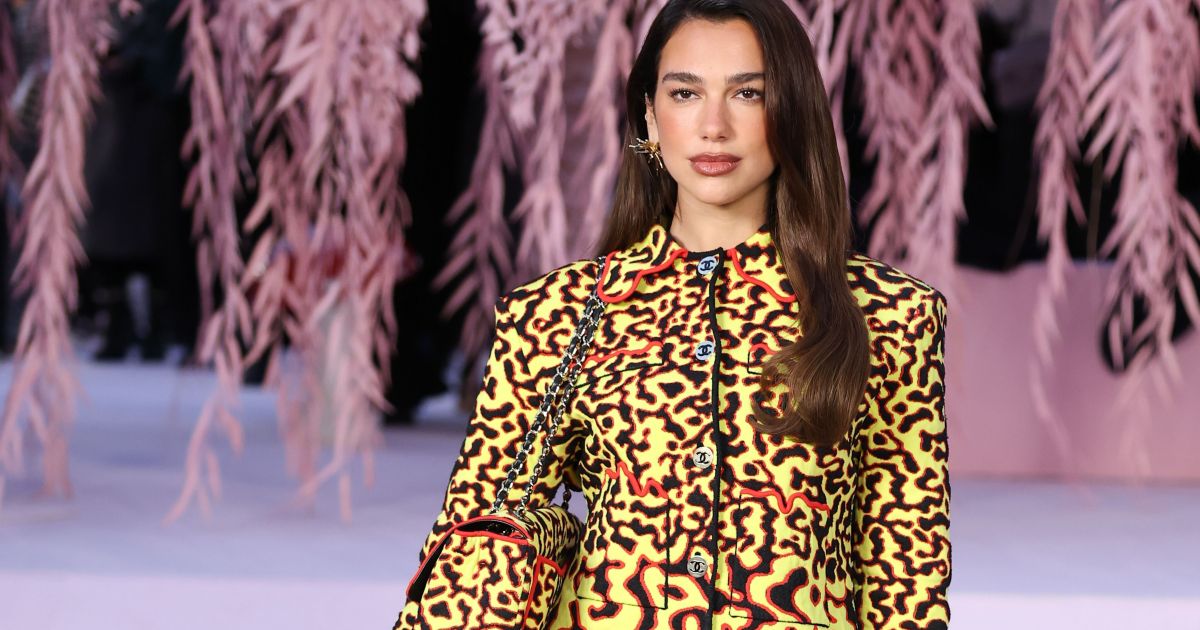 Dua Lipa processa Samsung em 15 milhões de dólares por uso de sua imagem