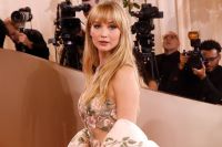 Jennifer Lawrence diz ter perdido papel com Tarantino por não ser "bonita"