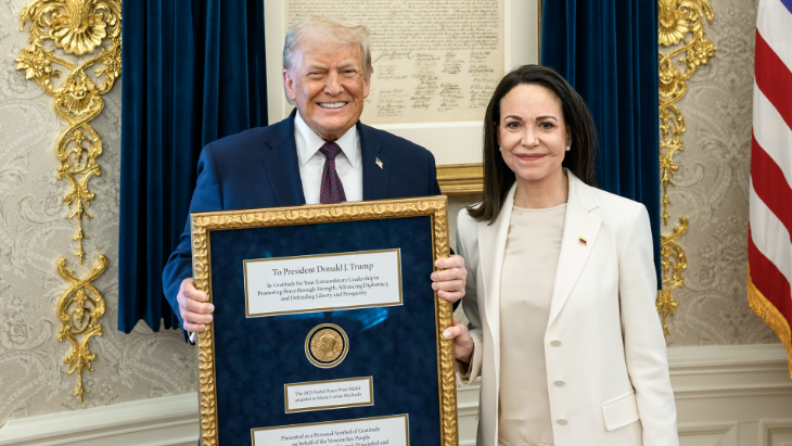 O presidente dos EUA, Donald Trump, e a líder da oposição venezuelana, María Corina Machado