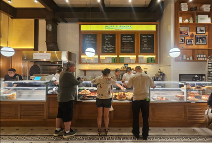 Padaria Ipanema reabre com rooftop e serviço 24h