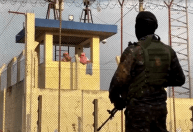 Presos tomam o controle de prisões e fazem 46 reféns na Guatemala