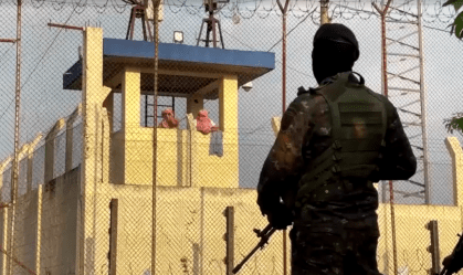 Presos tomam o controle de prisões e fazem 46 reféns na Guatemala
