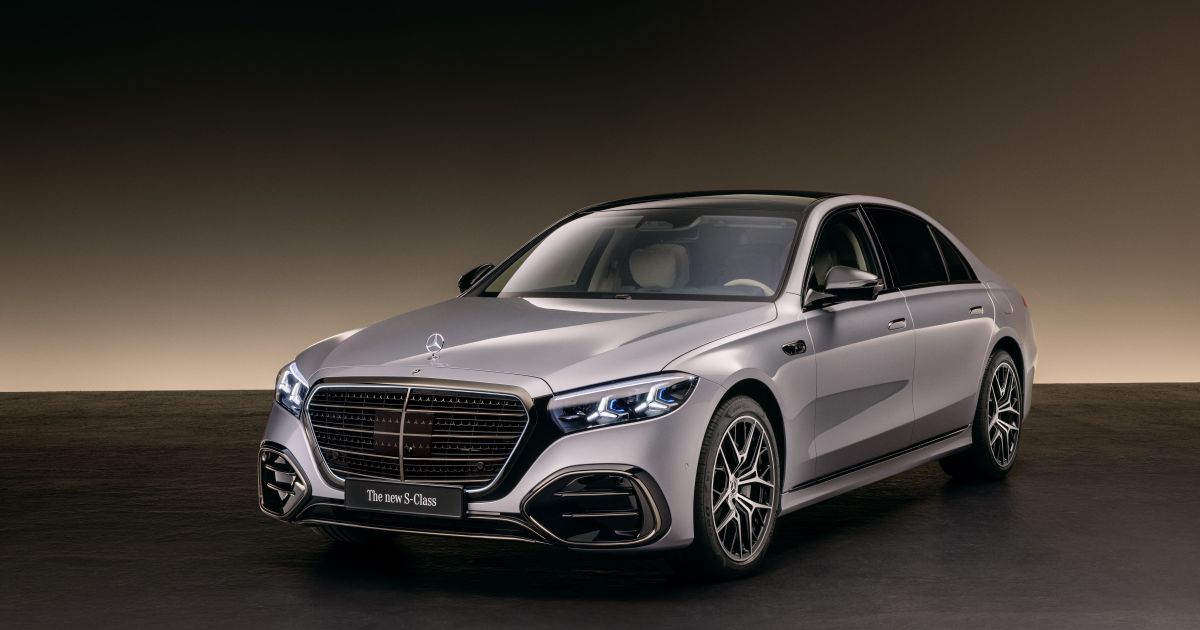 Classe S renovado é presente de 140 anos da Mercedes-Benz | CNN Brasil