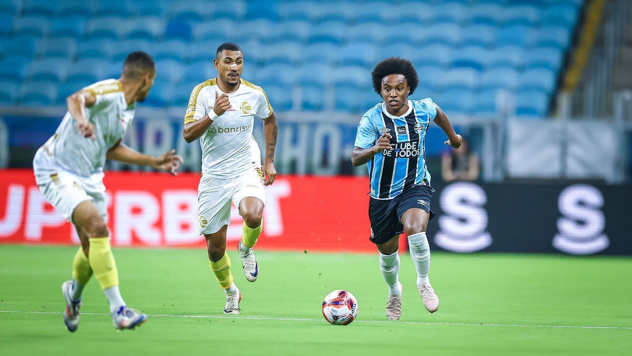 Lance da partida entre Grêmio e São Jose disputada na noite desta quarta-feira, na Arena do Grêmio, valida pelo Campeonato Gaúcho 2026