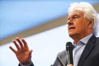 Escolha do PSD por Caiado passou por pesquisas, perfil e eleição em Goiás