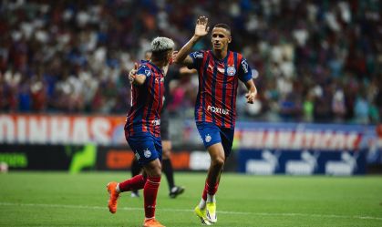 Bahia goleia Barcelona de Ilhéus e dispara na liderança do Baianão