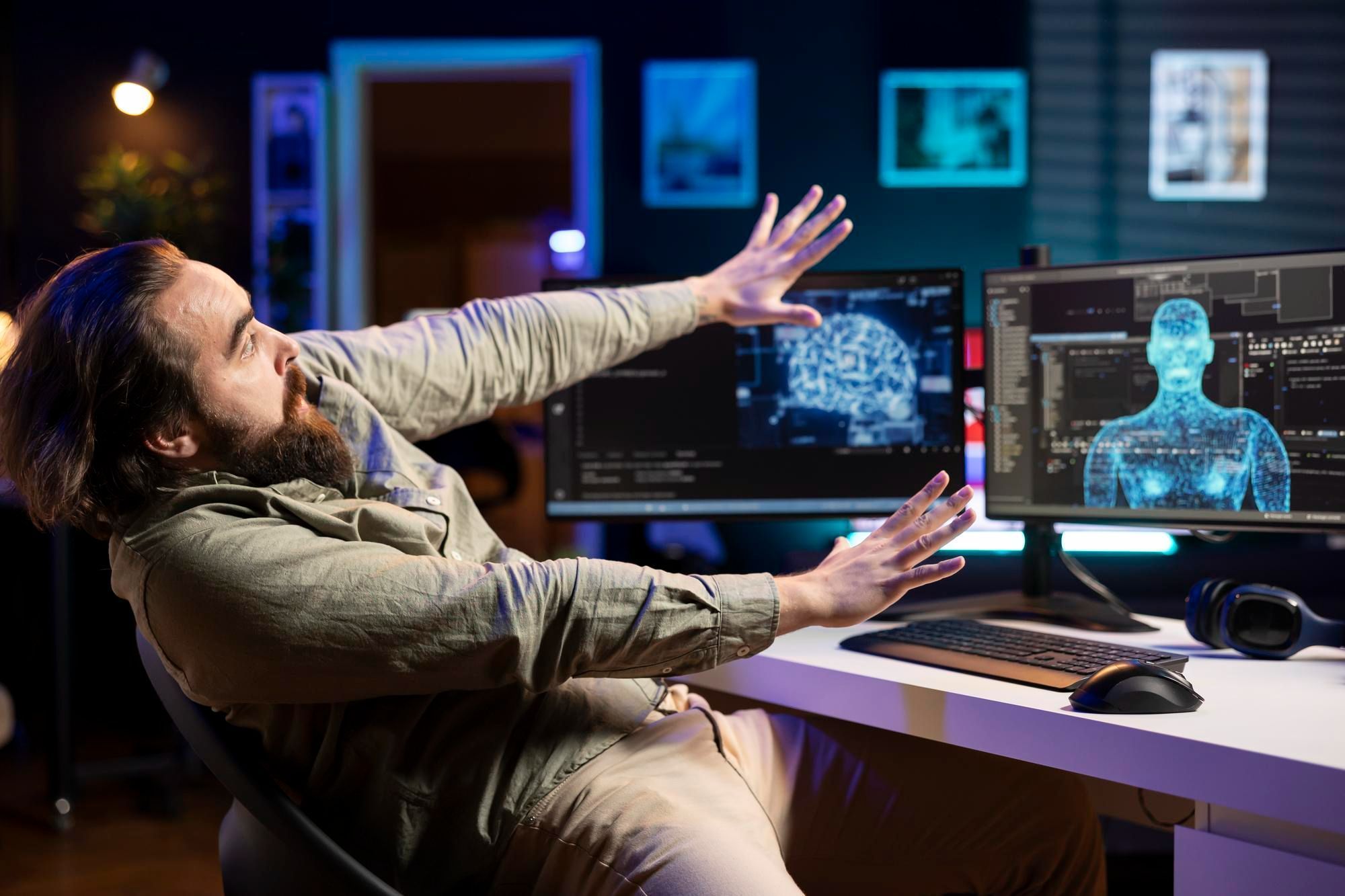 pessoa-assustada-com-bot-ganhando-forma-humanoide