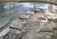 Vídeo: Onda invade restaurante na Itália durante passagem de ciclone