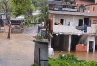 Litoral de São Paulo tem alagamentos após fortes chuvas