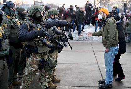 Prefeito de Minneapolis diz que operação de imigração é retaliação política