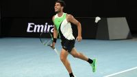 Alcaraz domina De Minaur e vai à semifinal do Australian Open