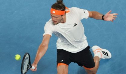 Alexander Zverev vence Tien e retorna às semifinais do Australian Open