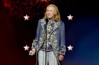 Oscar 2026: Amy Madigan quebra recorde de intervalo entre indicações