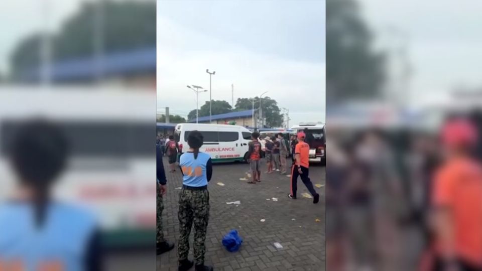 Balsa naufraga nas Filipinas e deixa 15 mortos