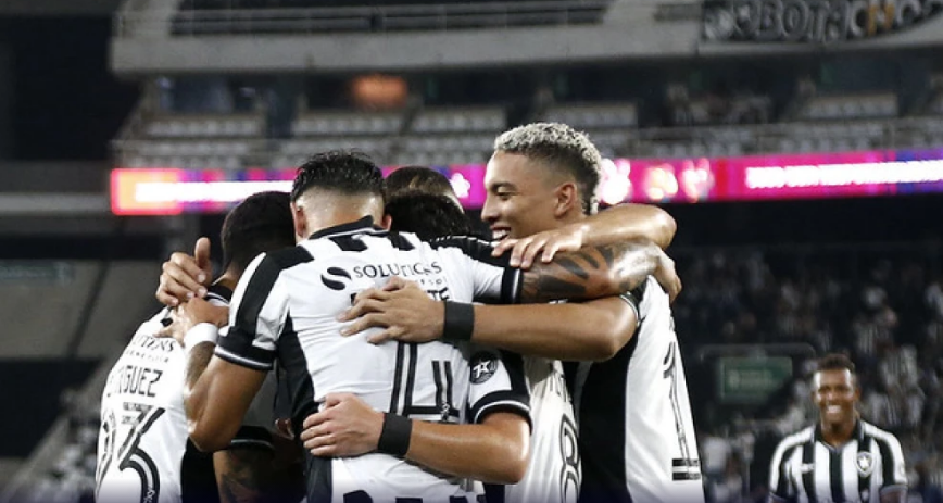 Botafogo tenta segunda vitória consecutiva no Nilton Santos