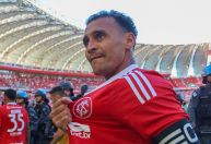 Internacional anuncia renovação com trio; veja detalhes