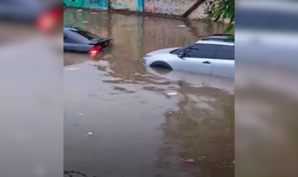 Vídeo: chuva forte atinge Porto Alegre e ruas ficam alagadas