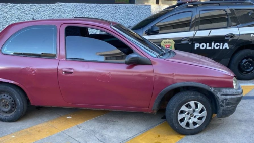 Suspeito conduzia um Chevrolet Corsa, apontado como um dos veículos utilizados na ação criminosa, e foi abordado por guardas municipais