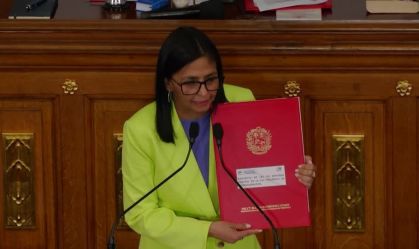 Rodríguez, que assumiu o cargo em 5 de janeiro após a saída do ditador Nicolás Maduro por parte dos EUA, falou durante um discurso anual à Assembleia Nacional.