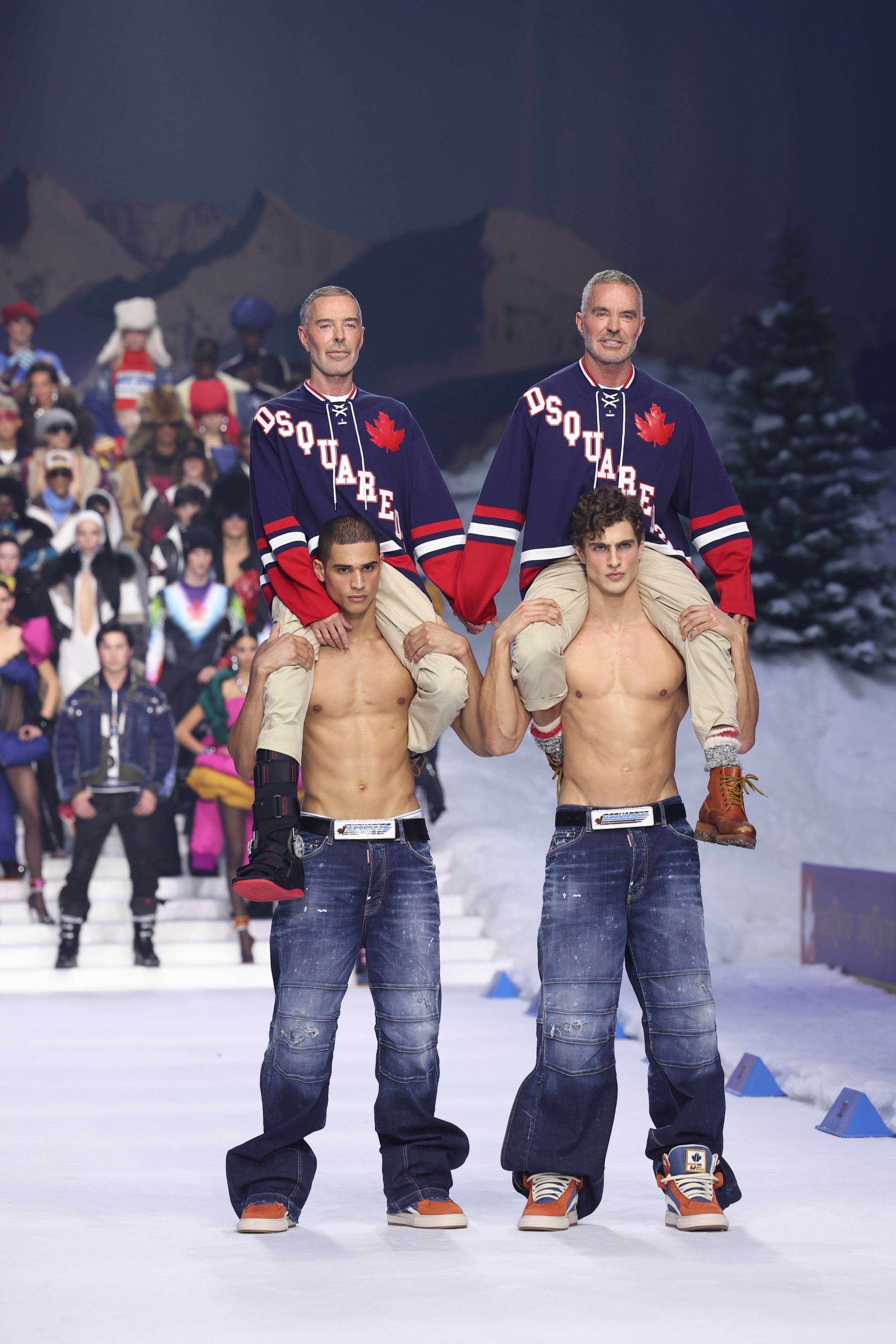 Desfile da Dsquared2 na Semana de Moda Masculina de Milão • Pietro D'Aprano/Getty Images