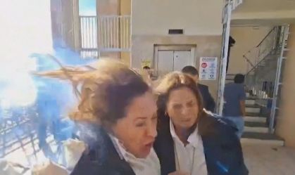 Vídeo: Explosivo atinge cabeça de deputada de Honduras durante entrevista