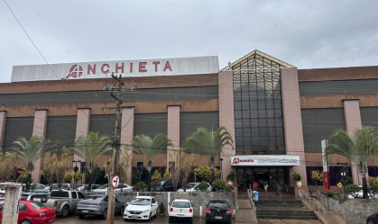 Imagens da entrada do Hospital Anchieta, em Taguatinga (DF)