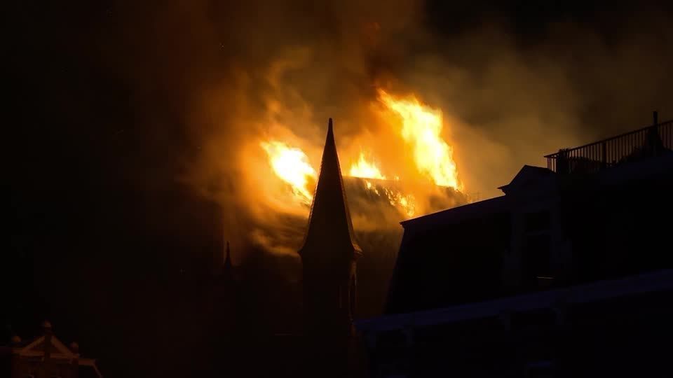 Acidentes com fogos de artifício matam duas pessoas na Holanda